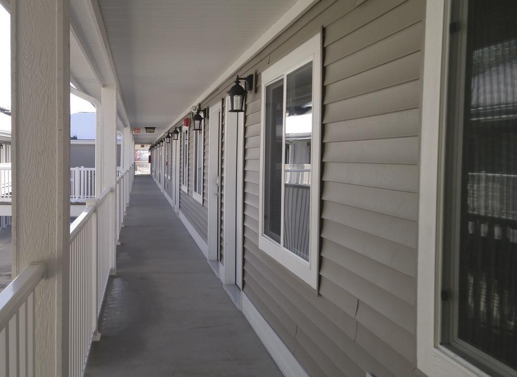 Affordable Suites Of America Portage Bagian luar foto
