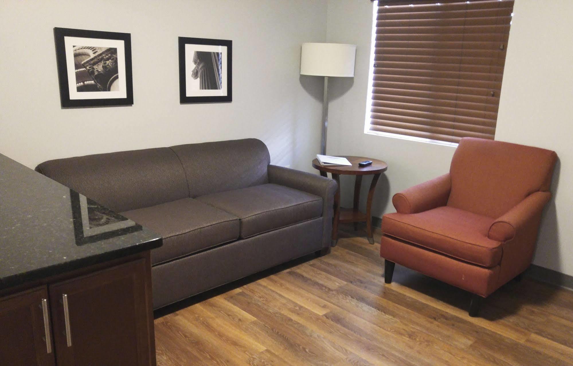 Affordable Suites Of America Portage Bagian luar foto