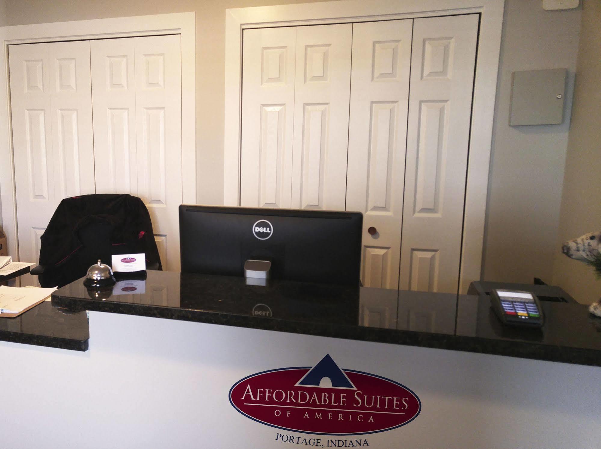 Affordable Suites Of America Portage Bagian luar foto