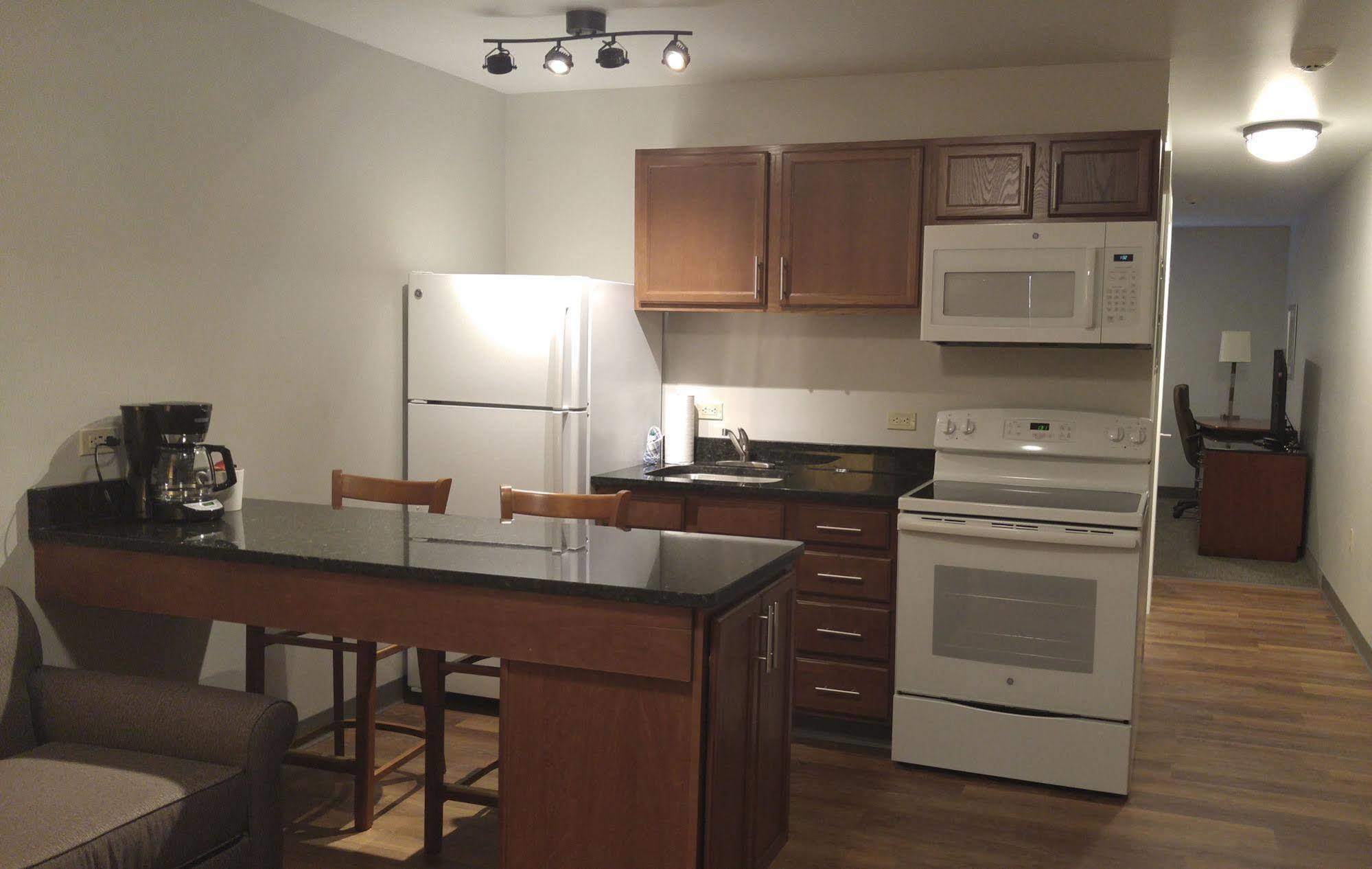 Affordable Suites Of America Portage Bagian luar foto